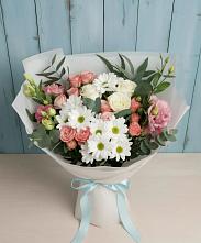 Букет цветов из:  Розы, Лизиантусы и Хризантемы в Берёзовке Алтайского края