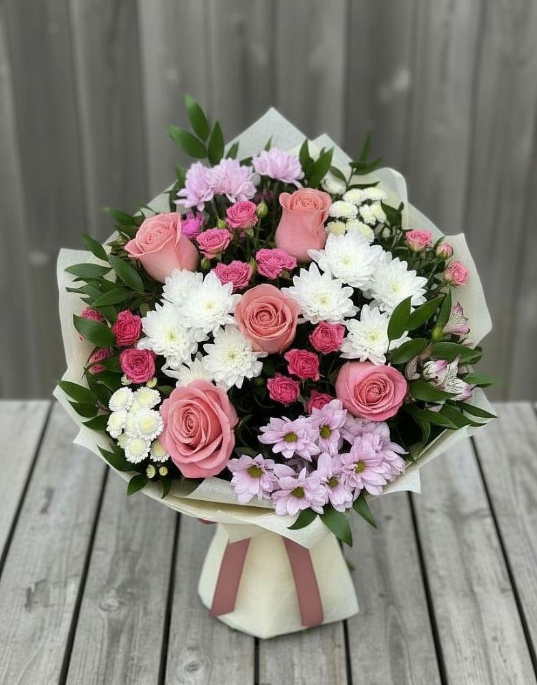 Букет цветов из: Альстромерии, Гвоздики, Розы и Хризантемы в Берёзовке Алтайского края