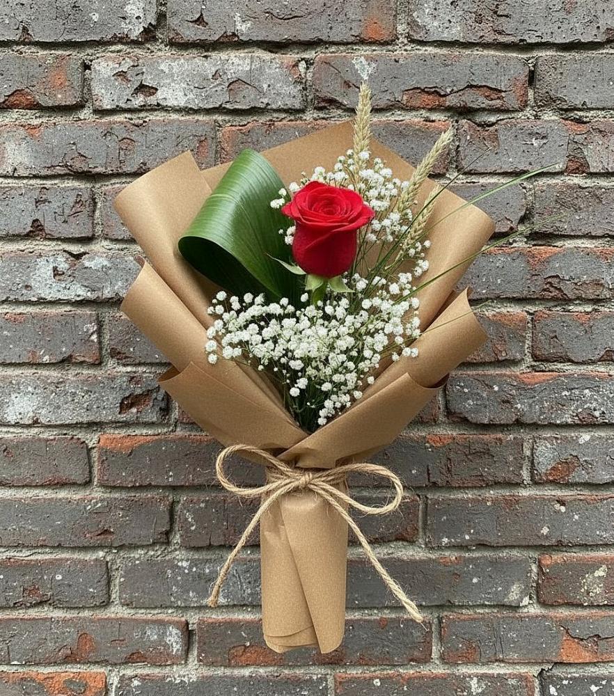 Букет цветов из: Розы в Берёзовке Алтайского края