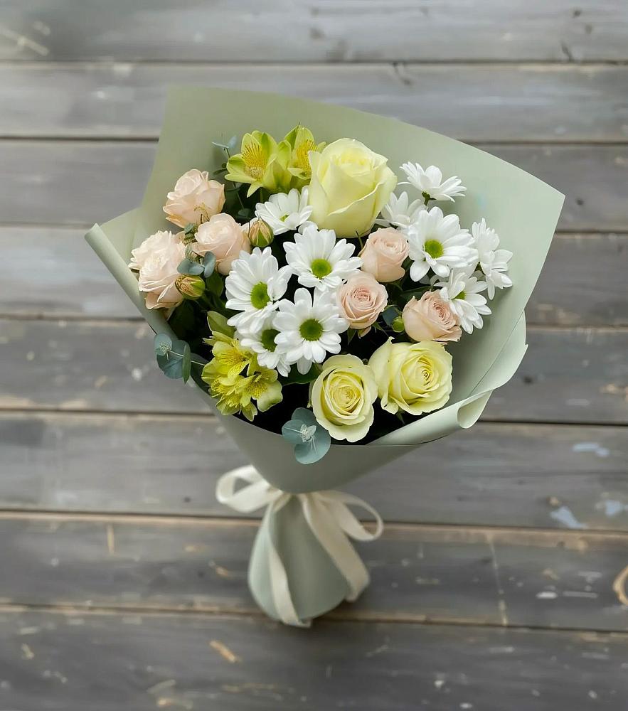 Букет цветов из: Альстромерии, Розы и Хризантемы в Берёзовке Алтайского края