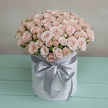 Цветочная композиция из Розы в шляпной коробке в Берёзовке Алтайского края