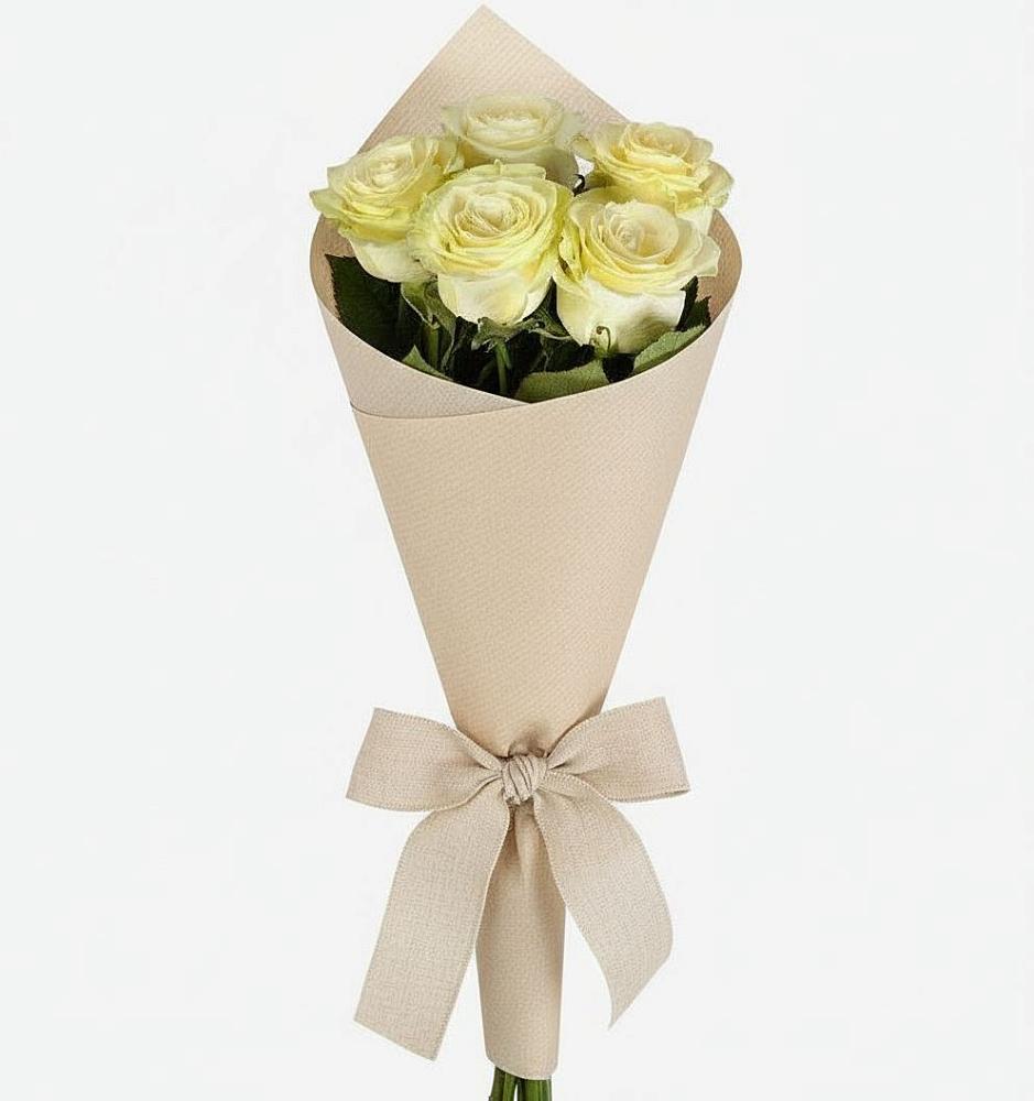 Букет цветов из: Розы в Берёзовке Алтайского края