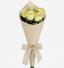 Букет цветов из:  Розы в Берёзовке Алтайского края