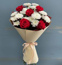 Букет цветов из:  Розы и Хризантемы в Берёзовке Алтайского края