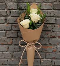 Букет цветов из:  Розы в Берёзовке Алтайского края