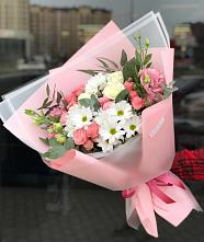 Букет цветов из:  Розы, Лизиантусы и Хризантемы в Берёзовке Алтайского края