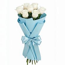 Букет 7 белых роз Проуд в Берёзовке Алтайского края