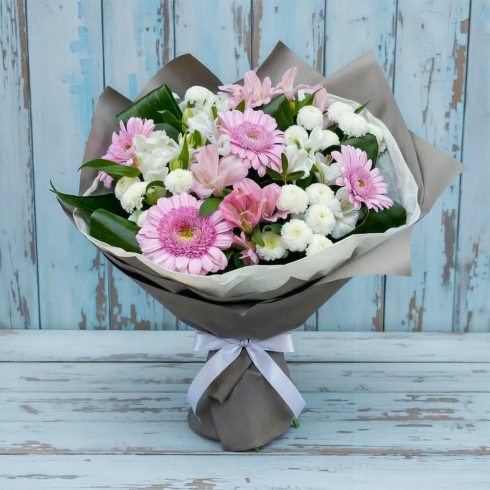 Букет цветов из: Герберы, Альстромерии и Хризантемы в Берёзовке Алтайского края