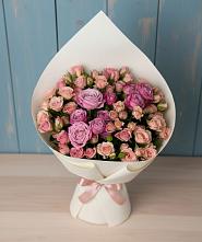 Букет цветов из:  Розы в Берёзовке Алтайского края