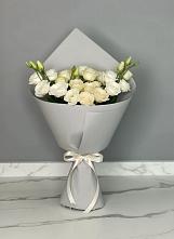 Букет цветов из:  Розы и Лизиантусы в Берёзовке Алтайского края