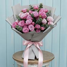 Букет цветов из:  Розы в Берёзовке Алтайского края